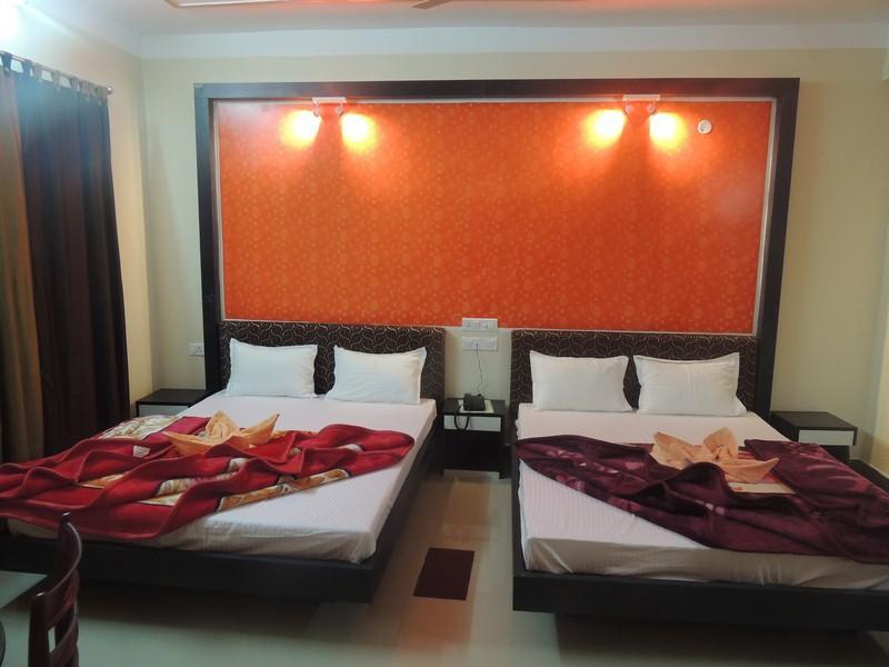 Swagatam International Hotel Tarapith Buitenkant foto