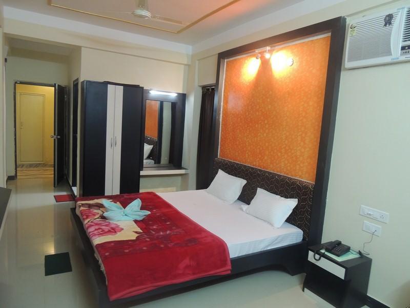 Swagatam International Hotel Tarapith Buitenkant foto