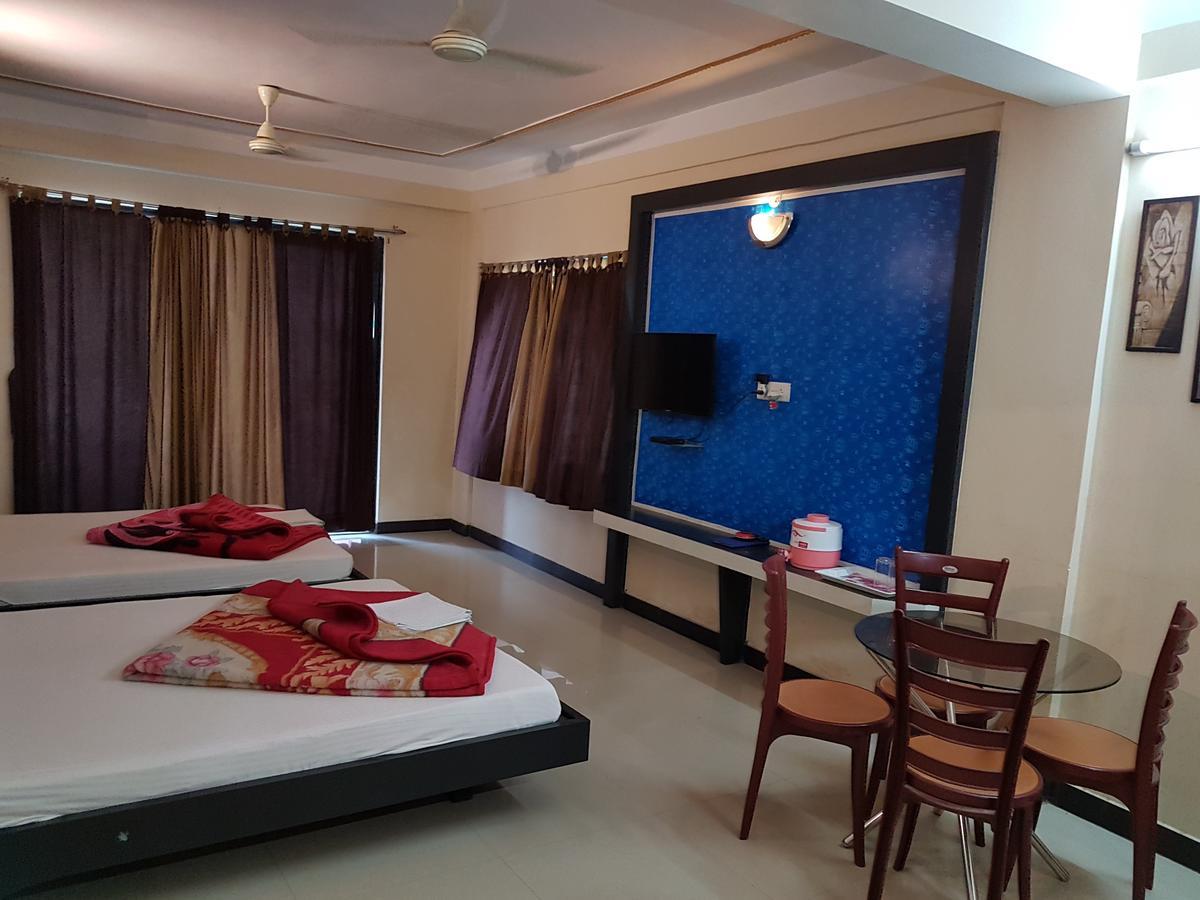 Swagatam International Hotel Tarapith Buitenkant foto